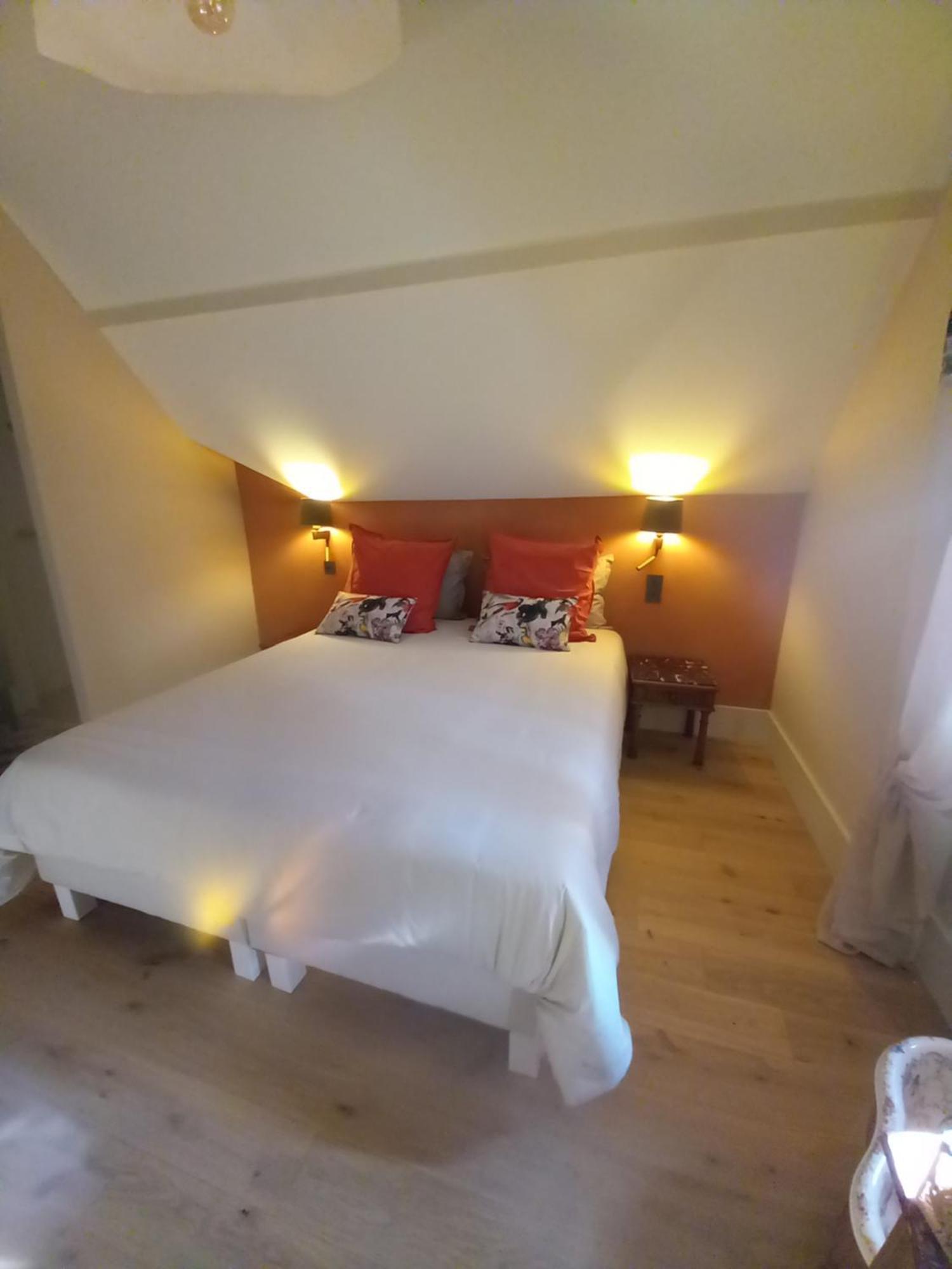 Les Palissieres - Chambres D'Hotes Mortagne-sur-Gironde Exterior photo